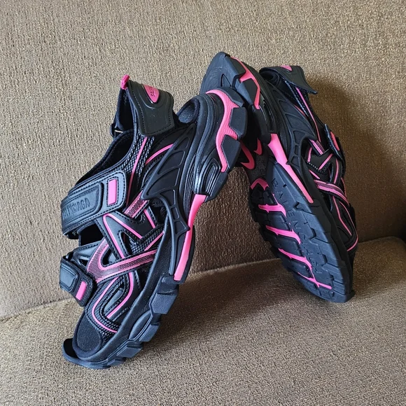 Balenciaga Track Sandals Size 40/10 New - Picture 5 of 15